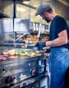 au Camion à croquer food truck burger rennes cesson chantepie saint-médard sur ille